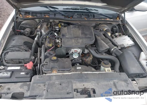 2010 Mercury Grand Marquis Ls (Fleet Only) from USA, damaged, VIN 2MEBM7FV0AX636752